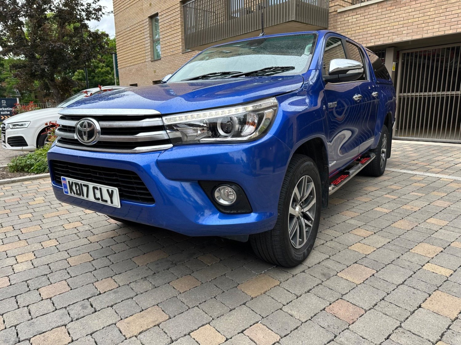 Toyota Hilux Listing Image