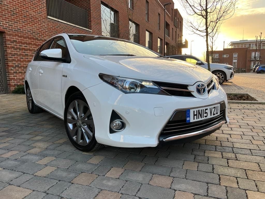 Toyota Auris Listing Image