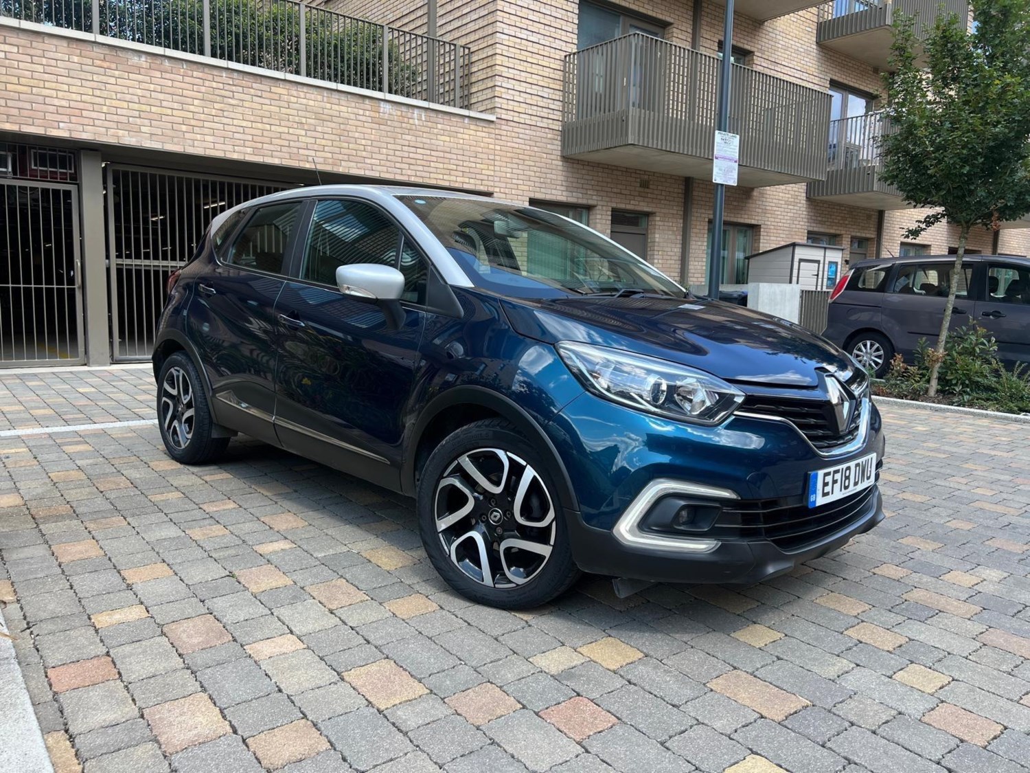 Renault Captur Listing Image