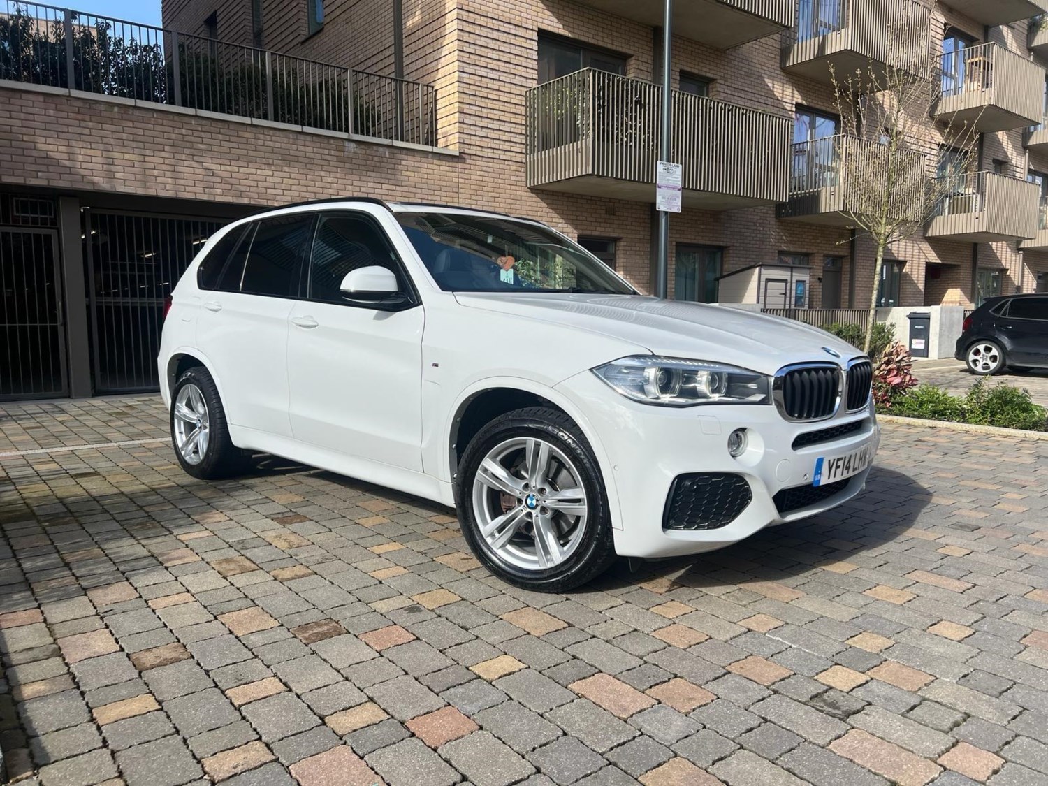 BMW X5 Listing Image