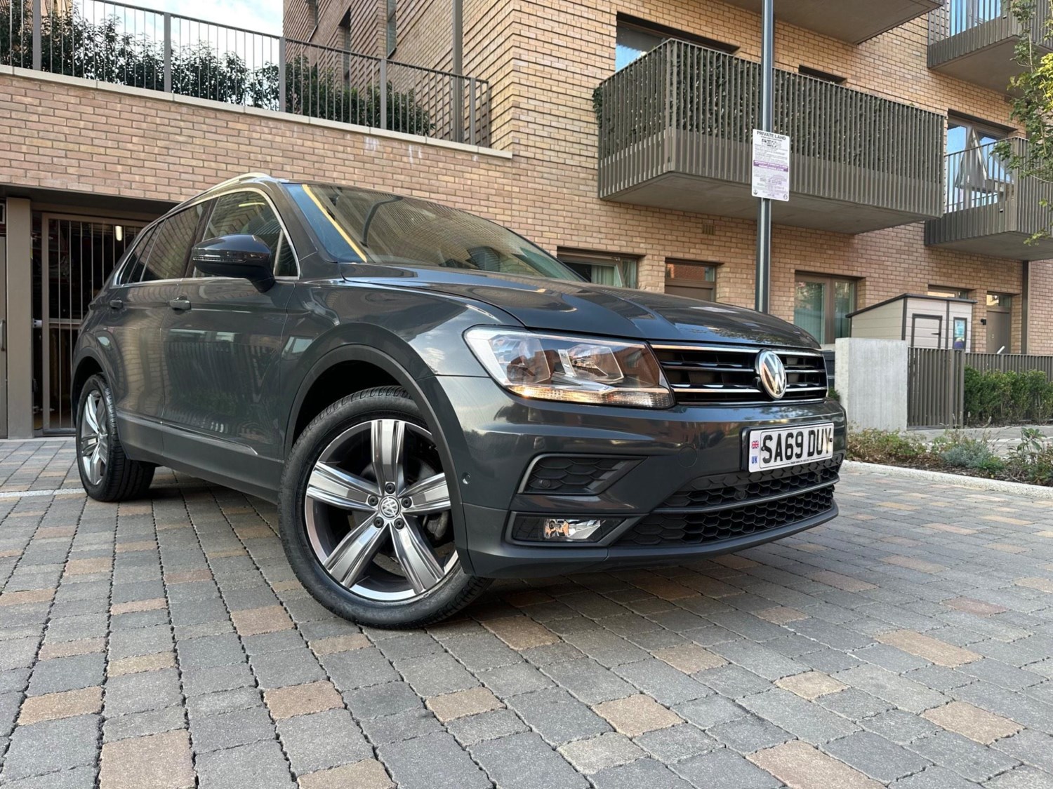 Volkswagen Tiguan Listing Image