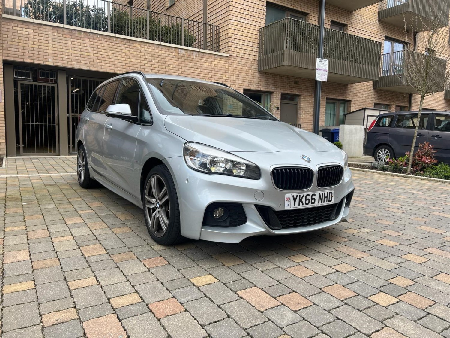 BMW 2 Series Gran Tourer Listing Image