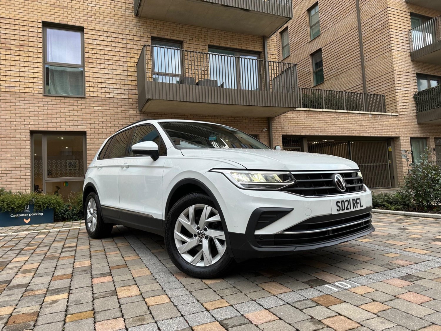 Volkswagen Tiguan Listing Image