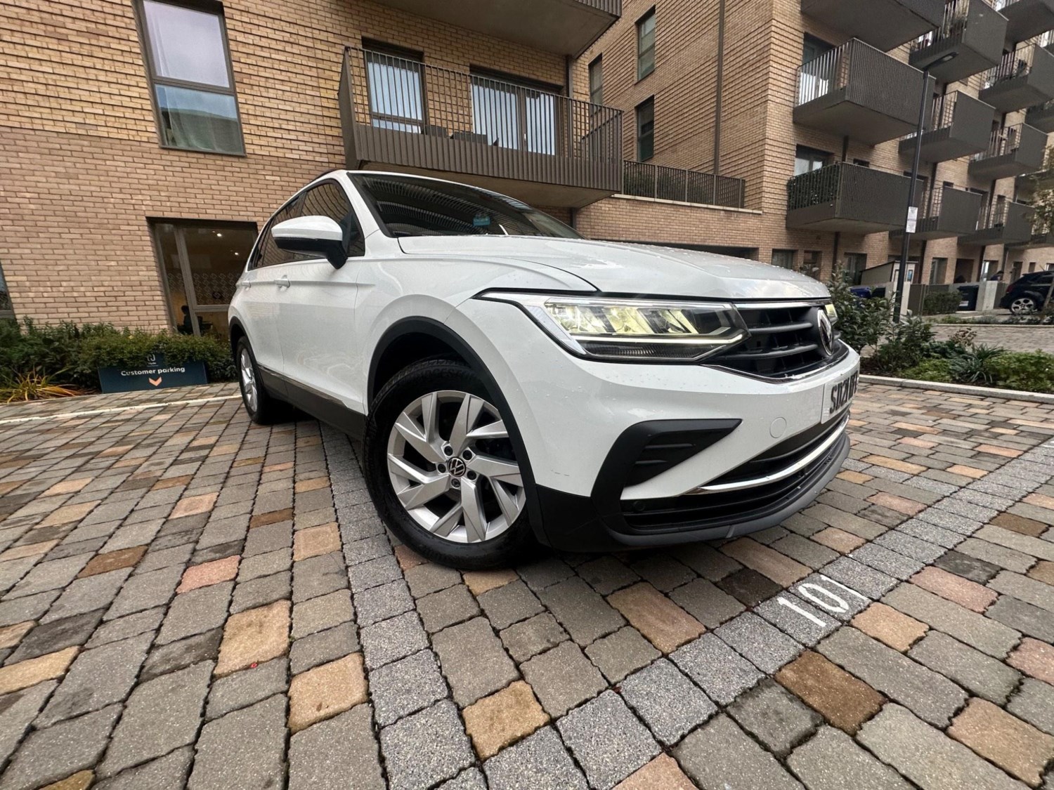 Volkswagen Tiguan Listing Image