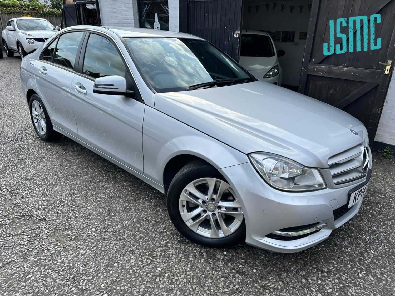 Mercedes-Benz C-Class Listing Image