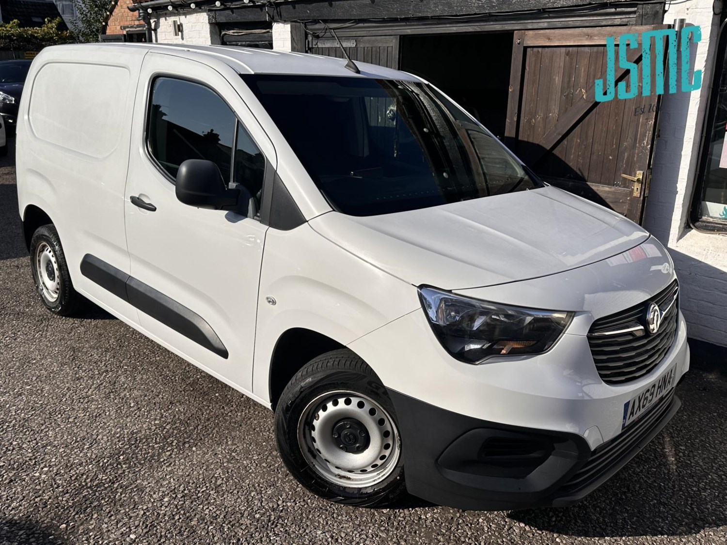 Vauxhall Combo Listing Image