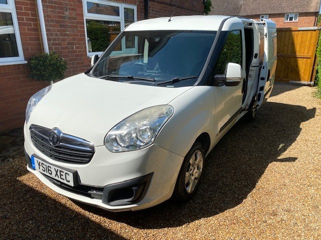 Vauxhall Combo Listing Image