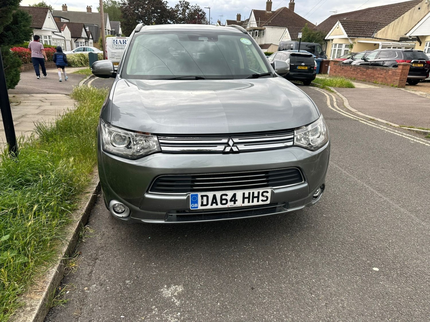 Mitsubishi Outlander Listing Image