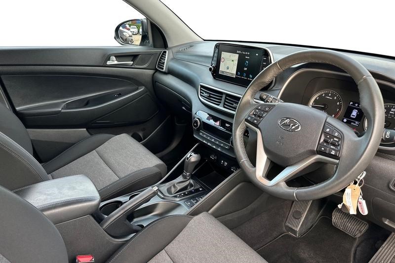 Hyundai TUCSON Listing Image