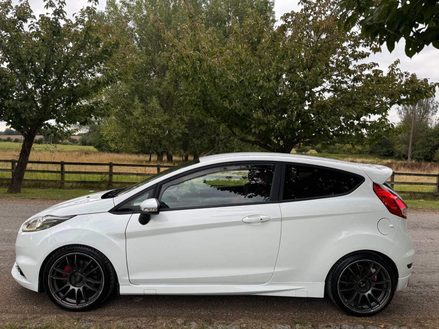 Ford Fiesta Listing Image