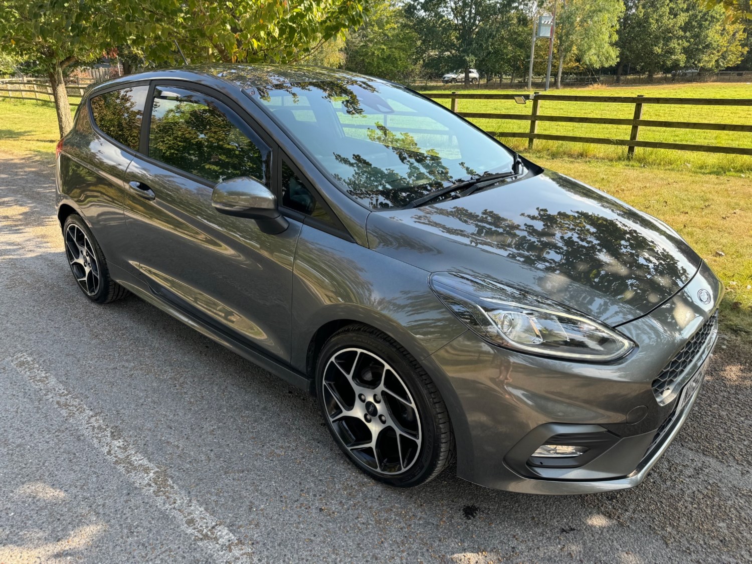 Ford Fiesta Listing Image