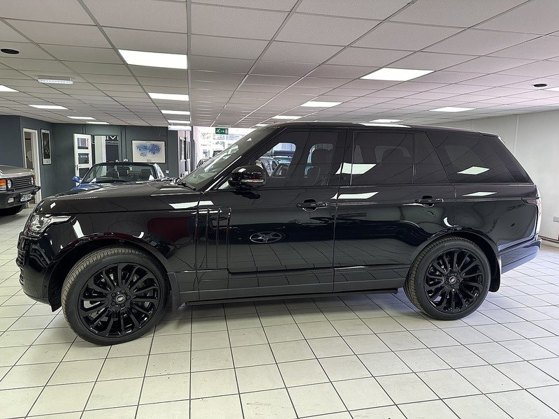 Land Rover Range Rover Listing Image