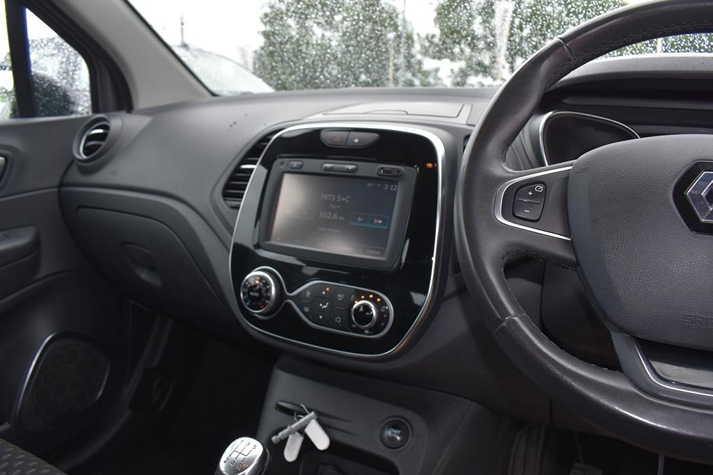 Renault Captur Listing Image