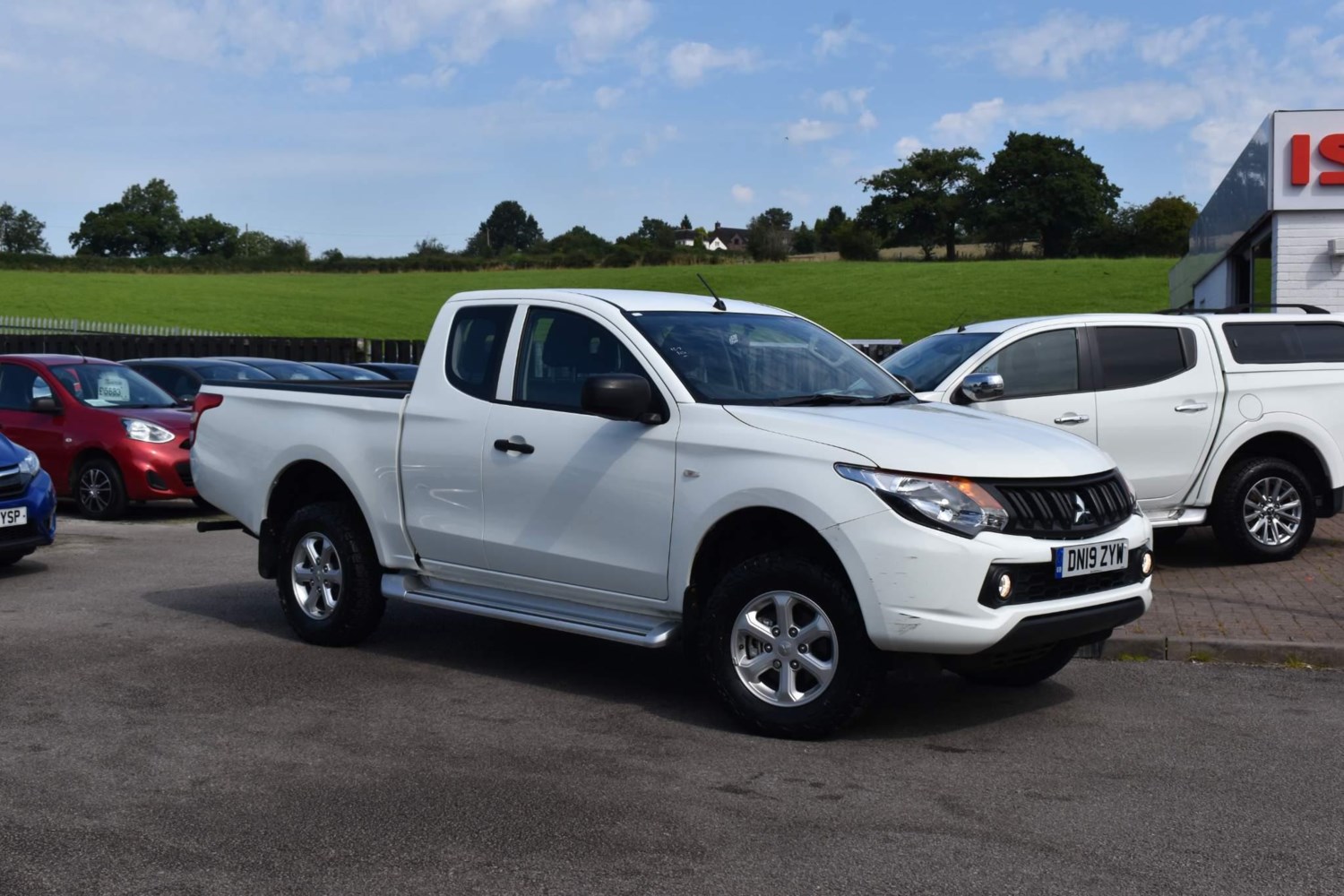 Mitsubishi L200 Listing Image