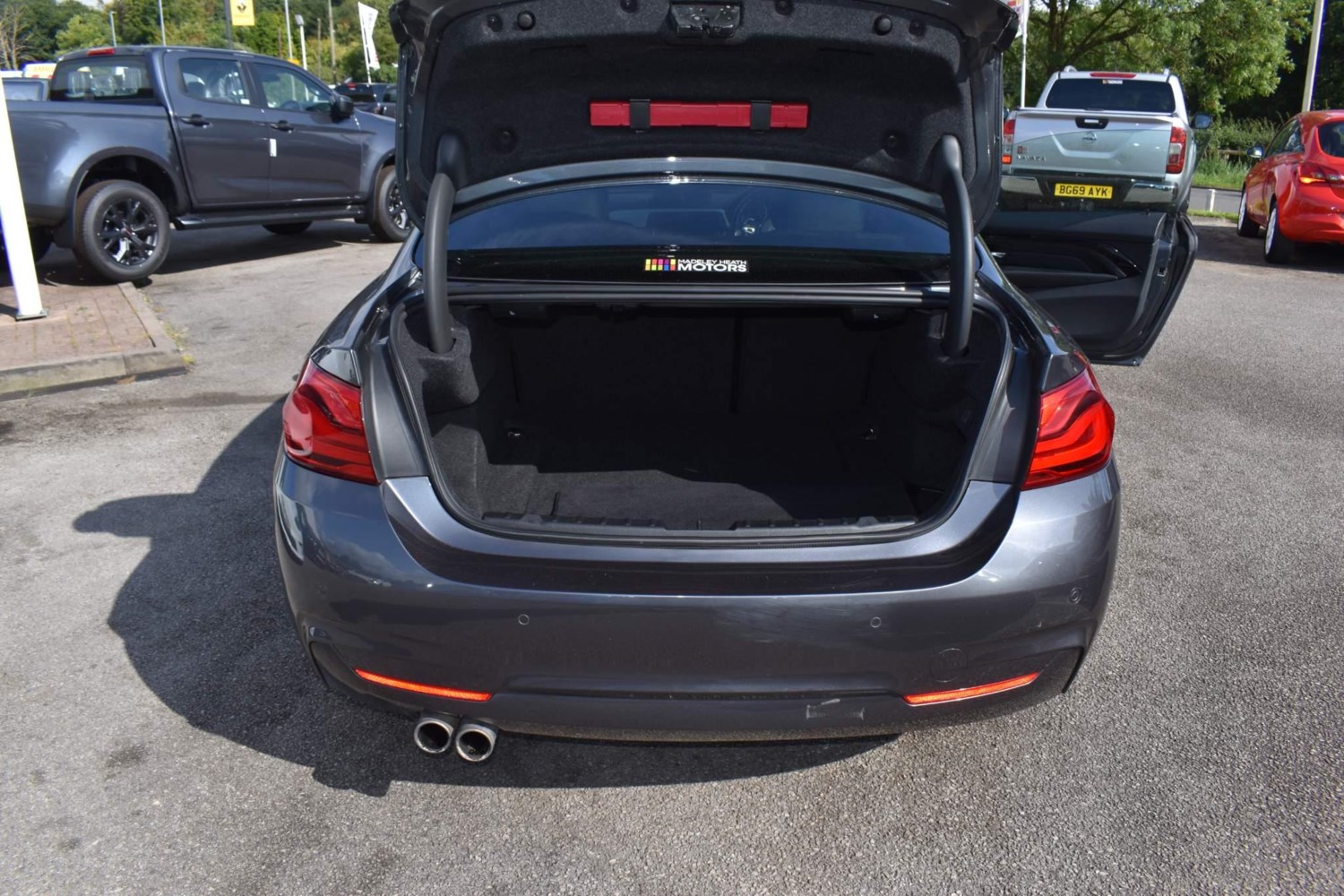 BMW 4 Series Listing Image