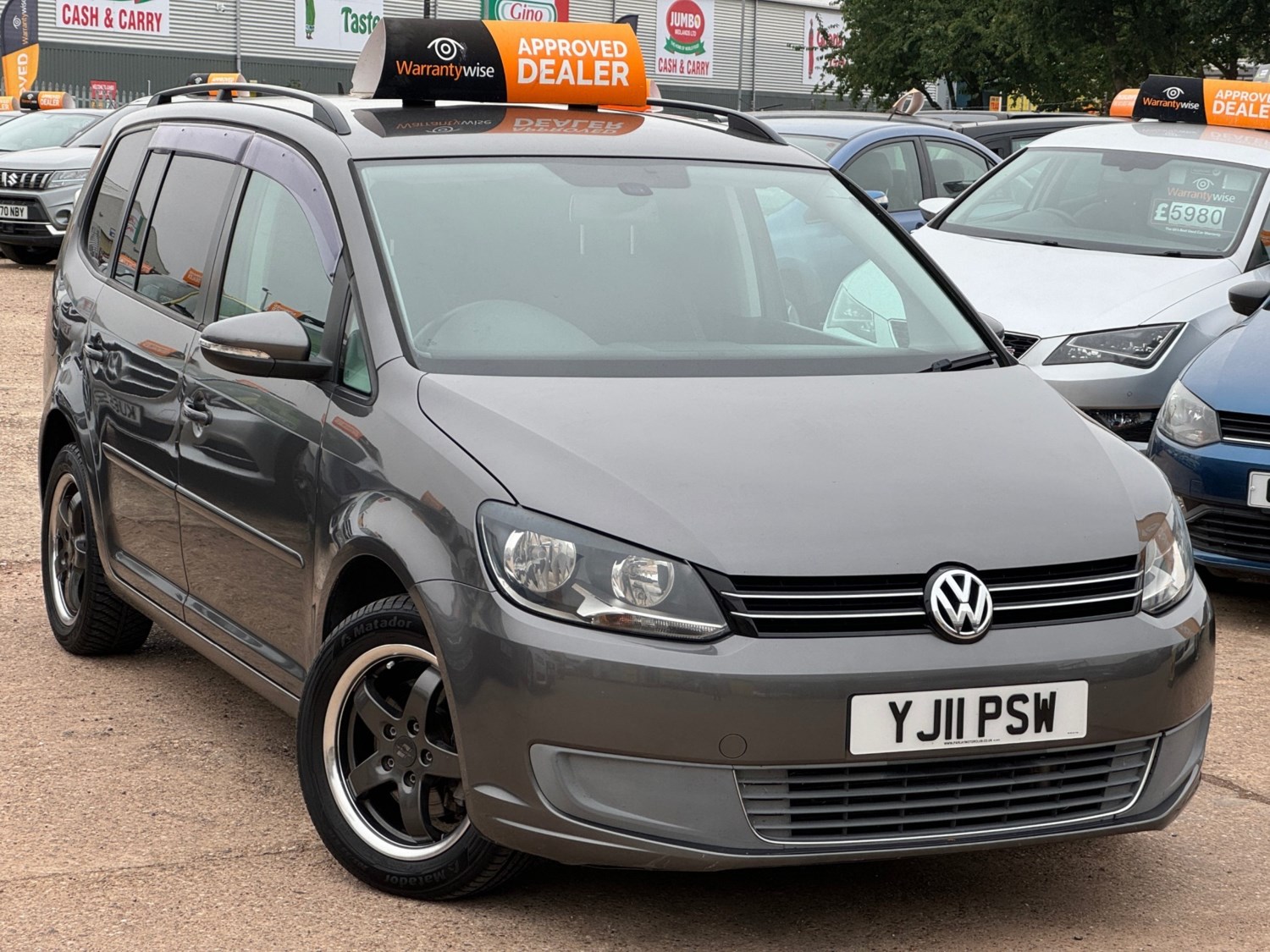 Volkswagen Touran Listing Image