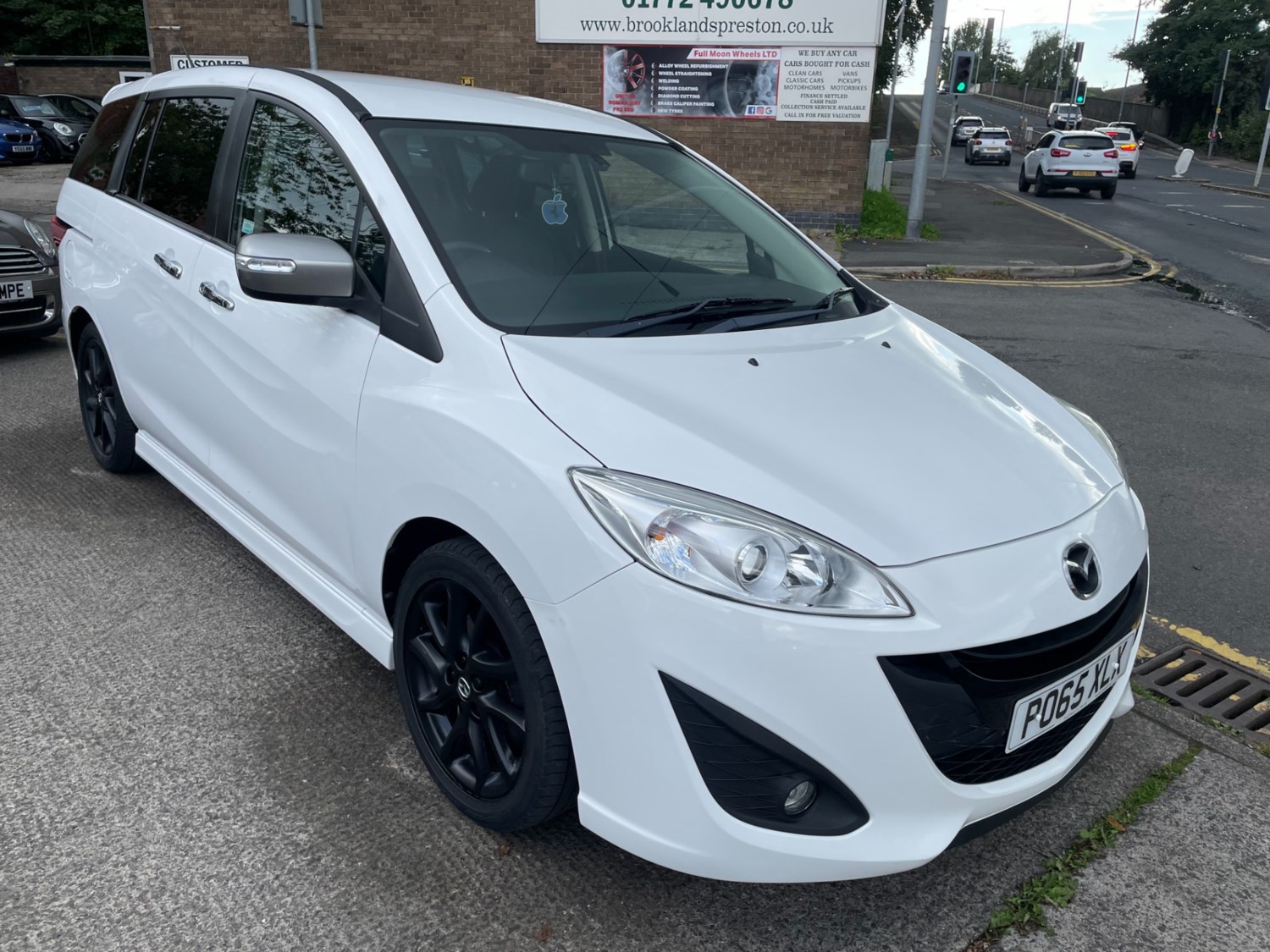 Mazda 5 Listing Image