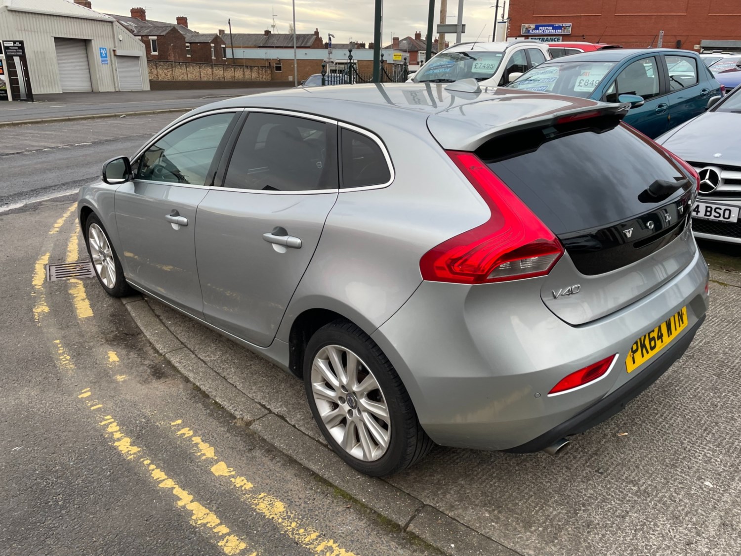 Volvo V40 Listing Image