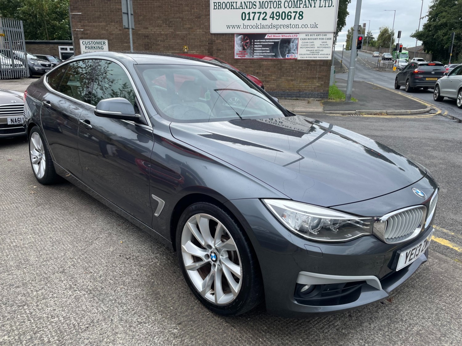 BMW 3 Series Listing Image