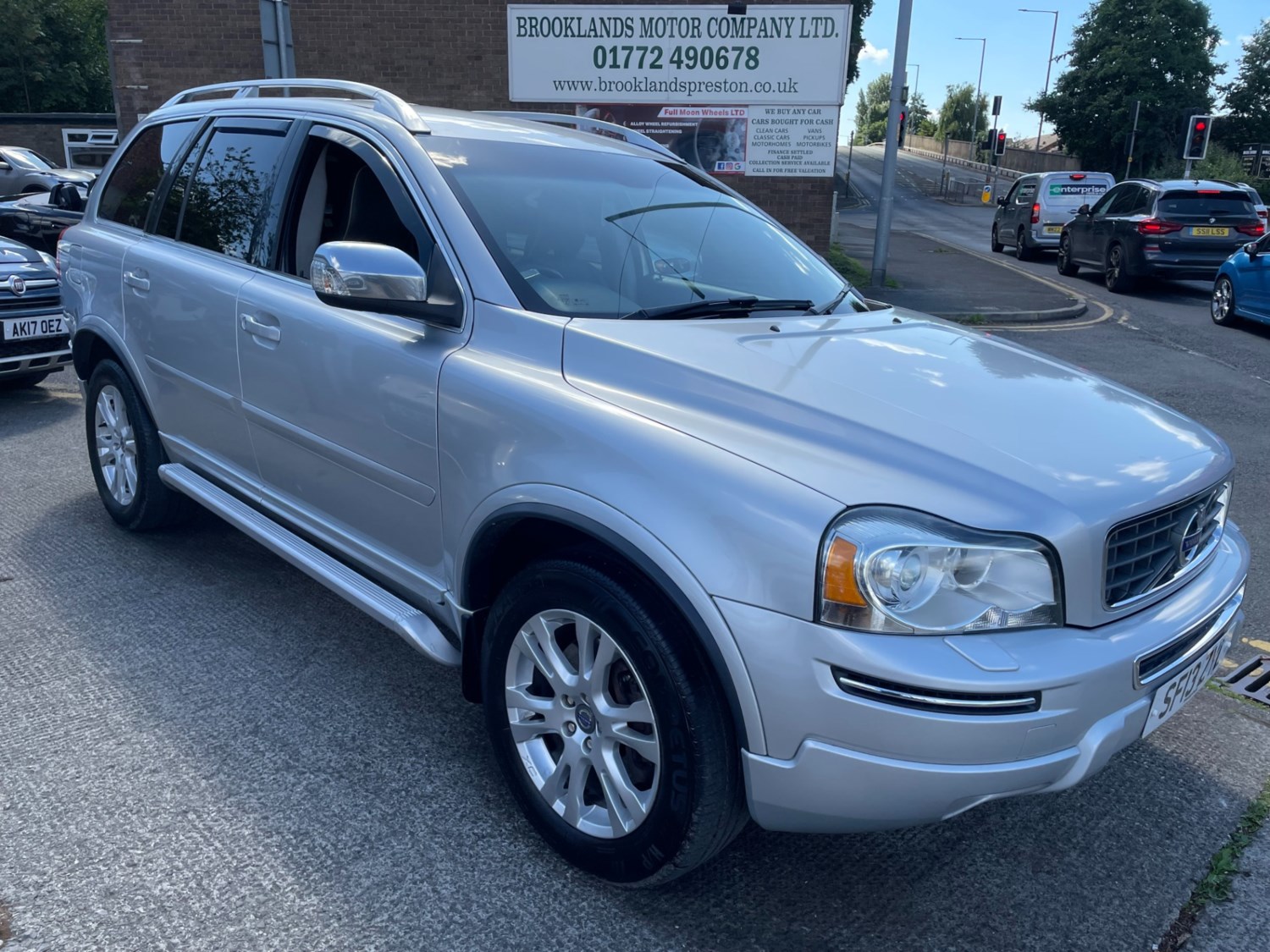 Volvo XC90 Listing Image