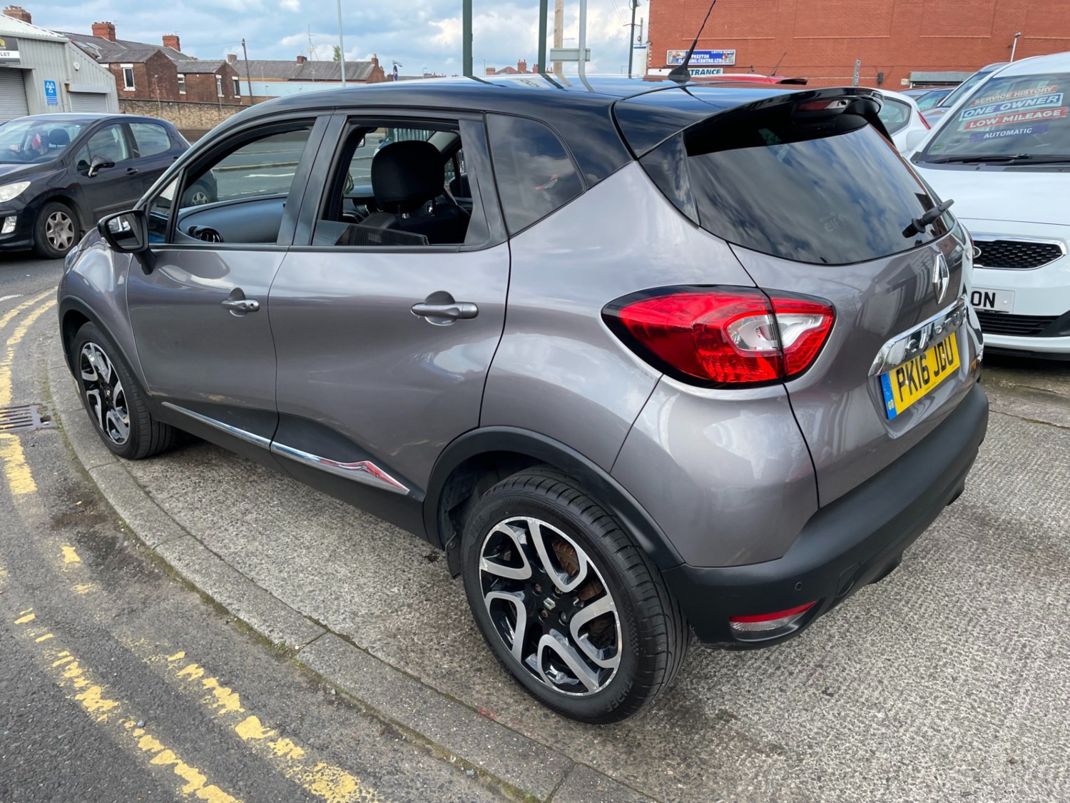 Renault Captur Listing Image