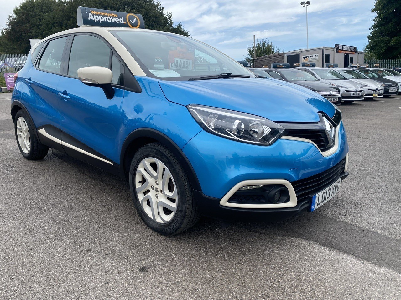 Renault Captur Listing Image