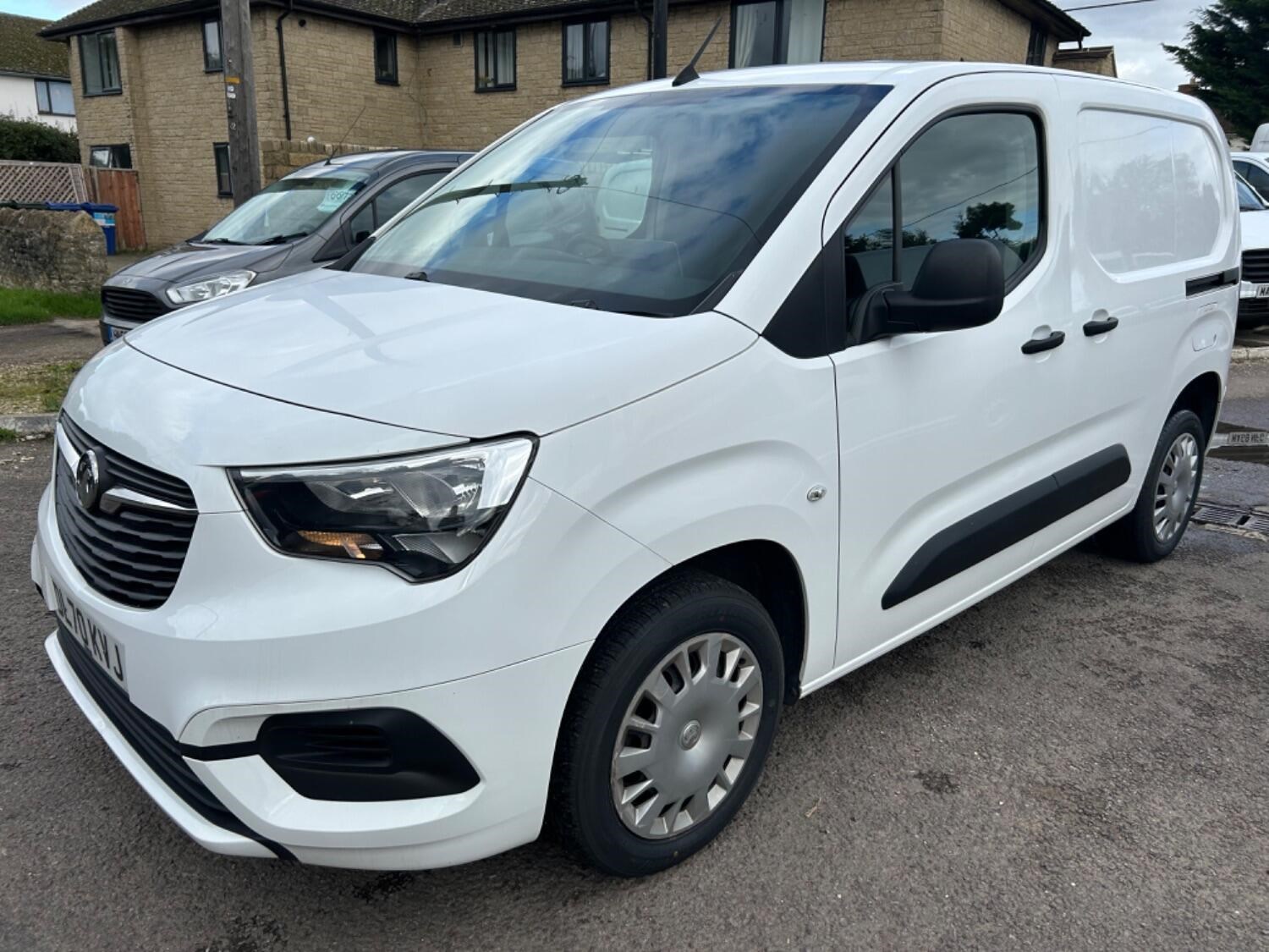 Vauxhall Combo Listing Image