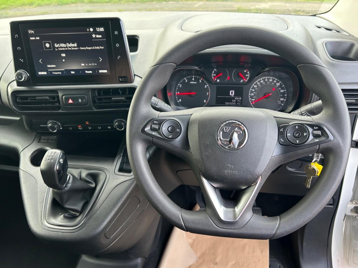 Vauxhall Combo Listing Image