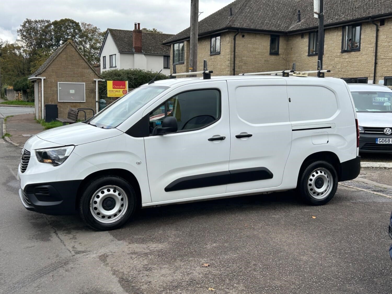 Vauxhall Combo Listing Image