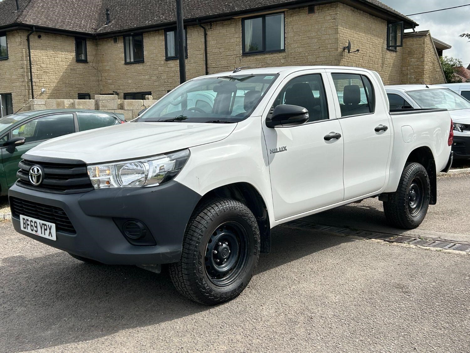 Toyota Hilux Listing Image