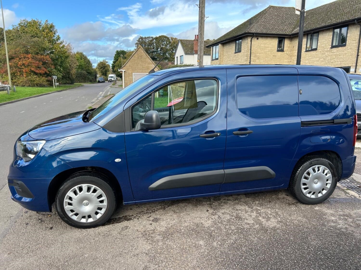 Vauxhall Combo Listing Image