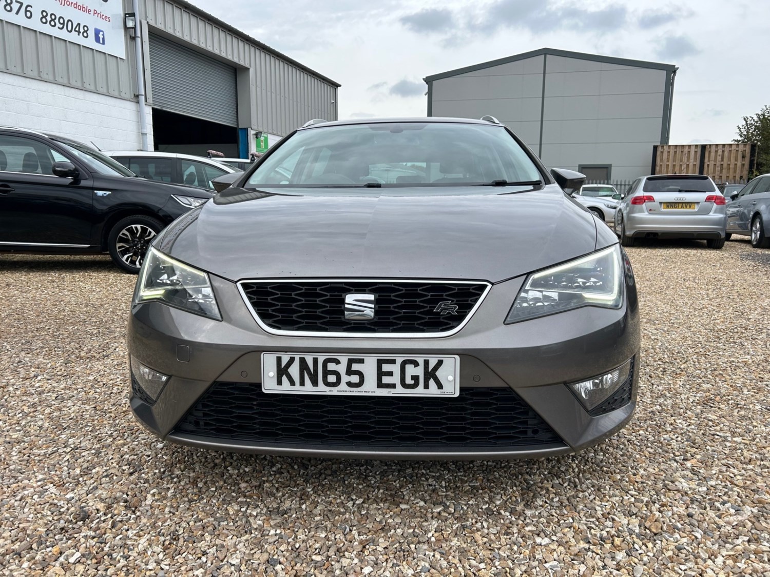 SEAT Leon Listing Image