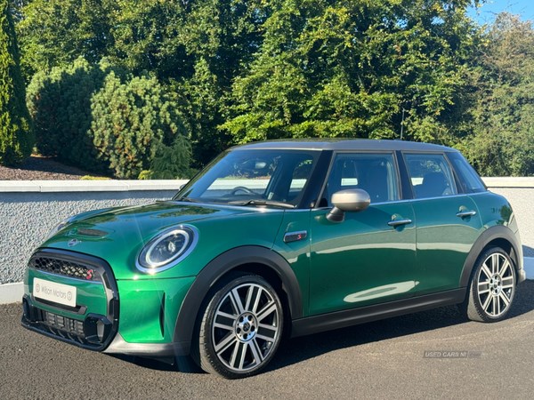 MINI Hatch Listing Image