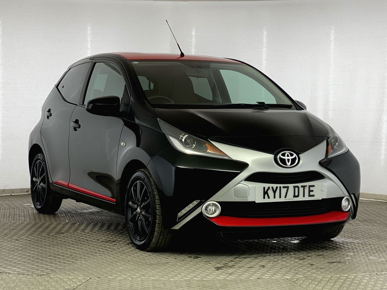 Toyota AYGO Listing Image