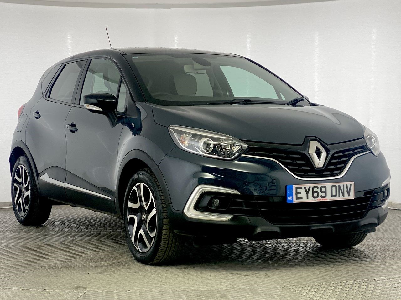 Renault Captur Listing Image