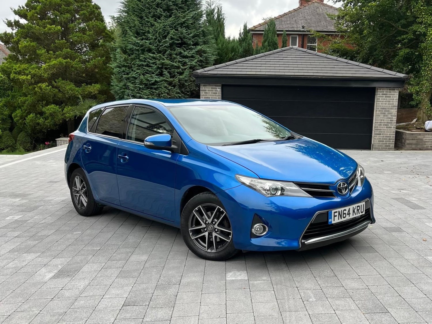 Toyota Auris Listing Image