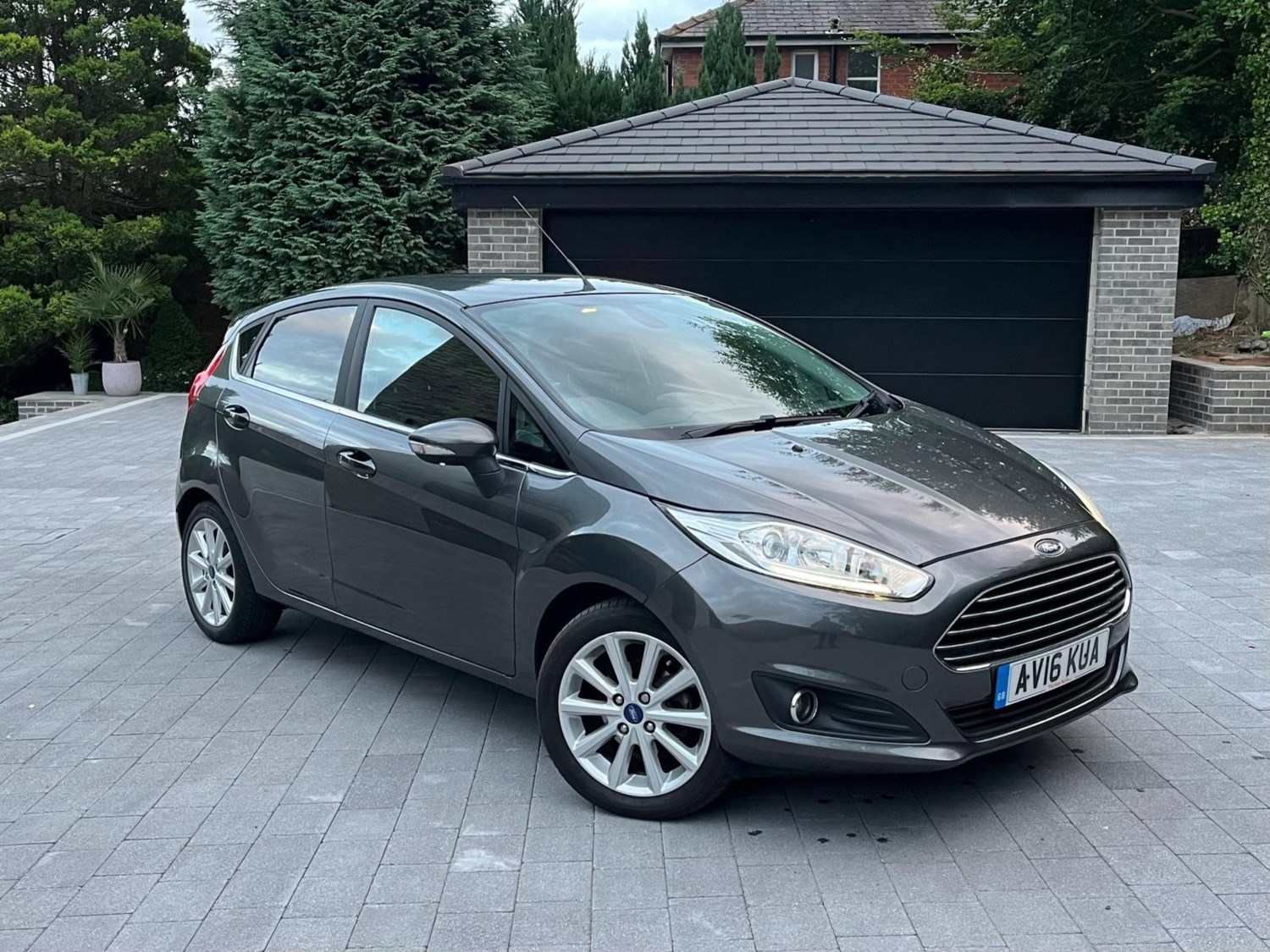 Ford Fiesta Listing Image