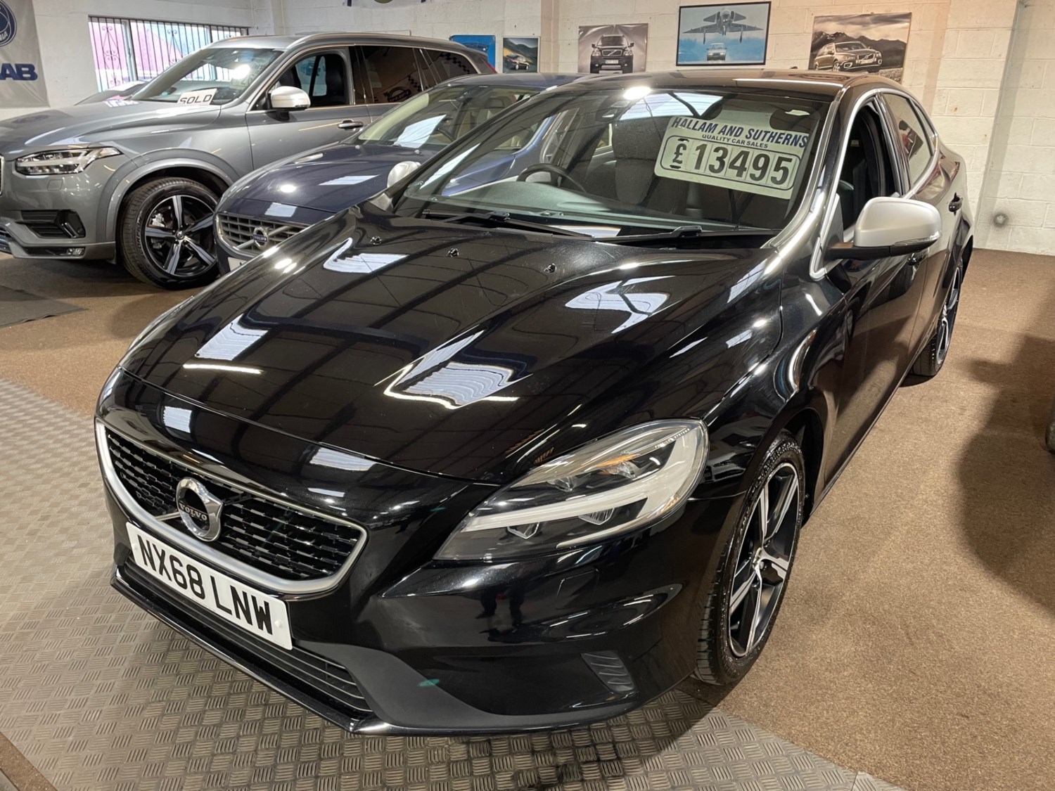 Volvo V40 Listing Image