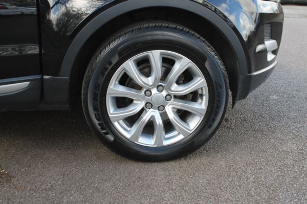 2014 (14) Land Rover Range Rover Evoque 2.2 SD4 Pure 5dr Auto [9] [Tech Pack] For Sale In Cheltenham, Gloucestershire