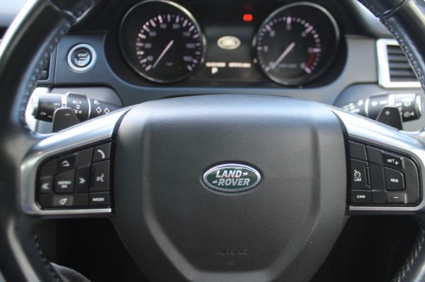 2015 (15) Land Rover Discovery Sport 2.2 SD4 HSE 5dr Auto For Sale In Cheltenham, Gloucestershire