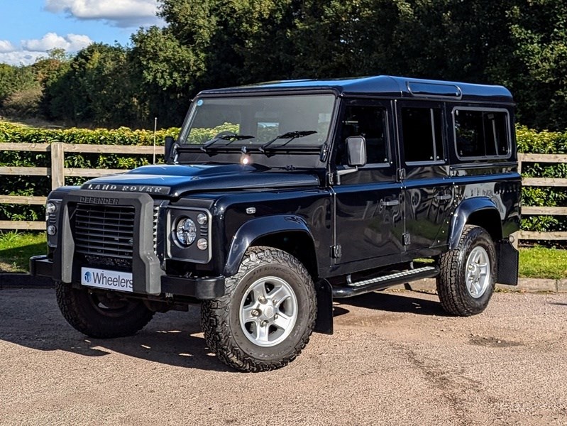 Land Rover Defender Listing Image