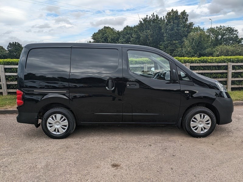 Nissan NV200 Listing Image