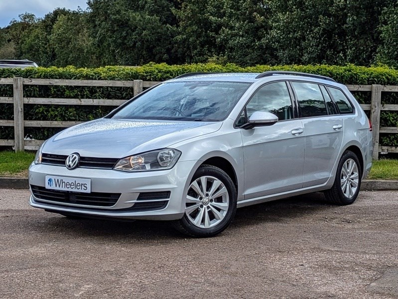 Volkswagen Golf Listing Image