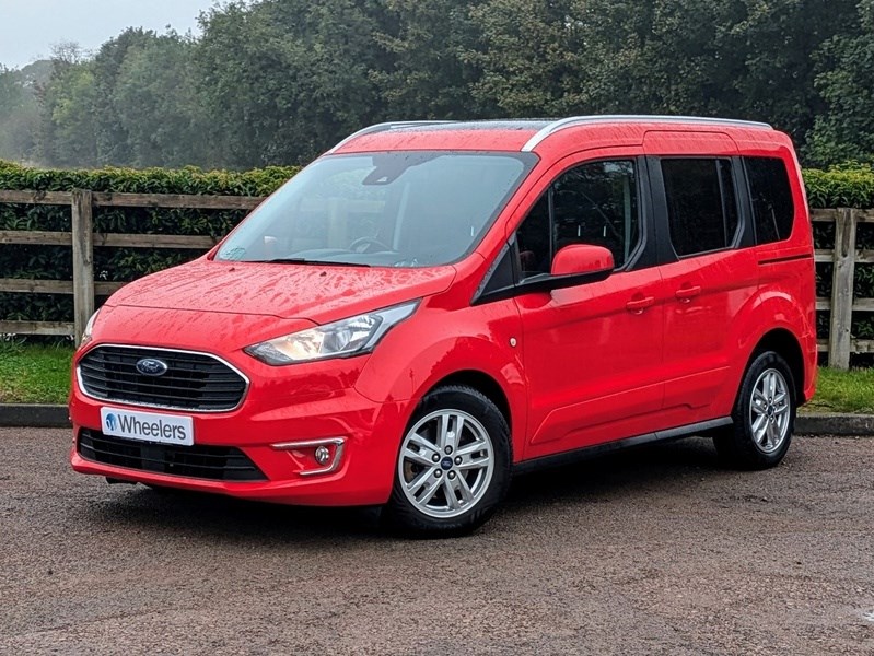 Ford Tourneo Connect Listing Image