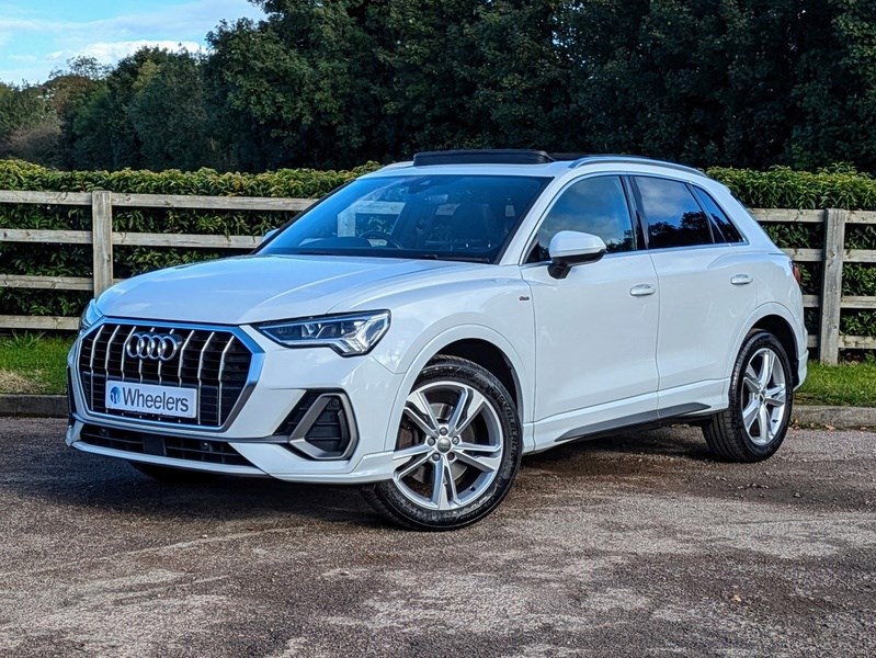 Audi Q3 Listing Image