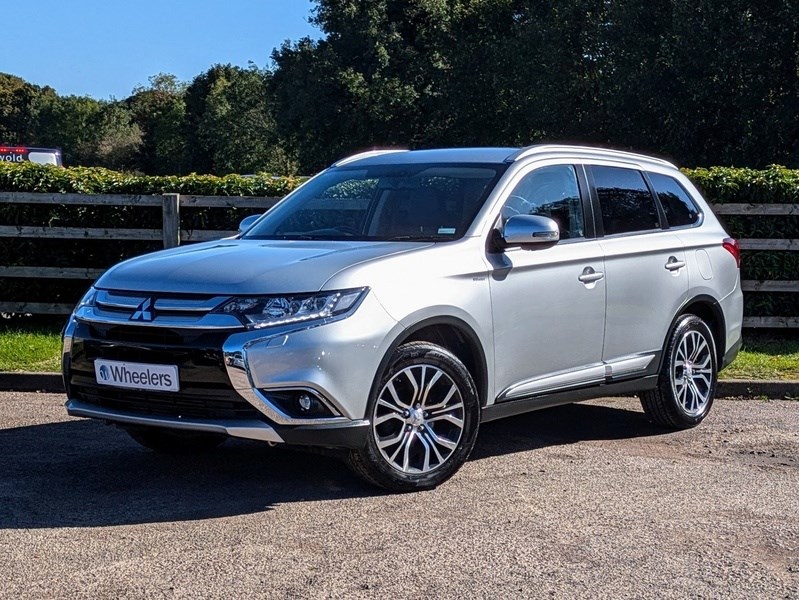 Mitsubishi Outlander Listing Image