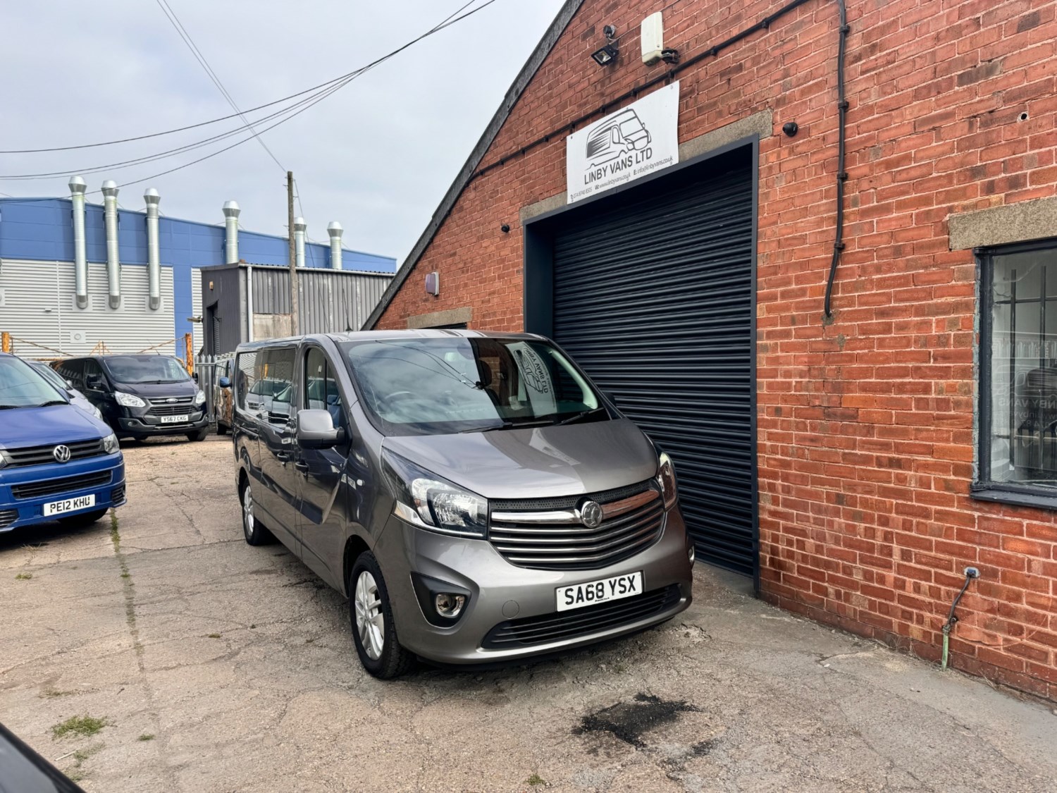 Vauxhall Vivaro Listing Image