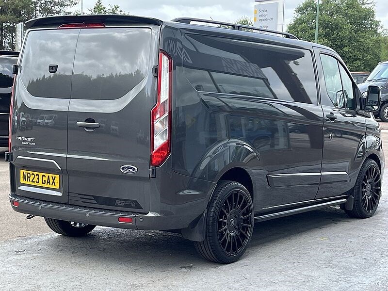 Ford Transit Custom Listing Image