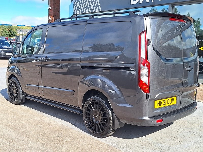 Ford Transit Custom Listing Image