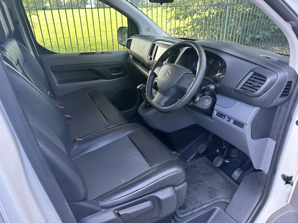 Citroen Dispatch Listing Image